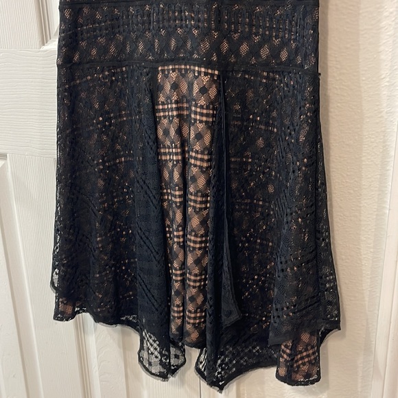 BCBGMaxAzria Dress - Picture 6 of 8